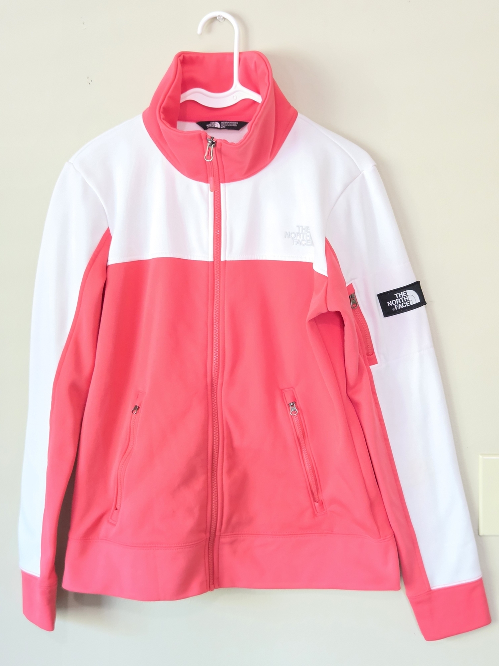 The North Face Women’s M Pink Coral White Colorblock Track Jacket Full Zip
